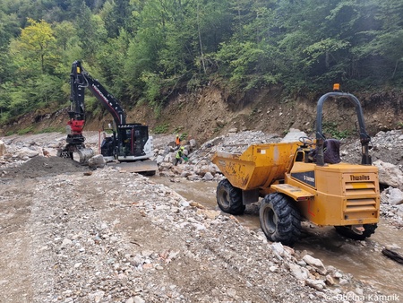 Sanacijska obnova vodotokov in hudournikov po poplavah (18)